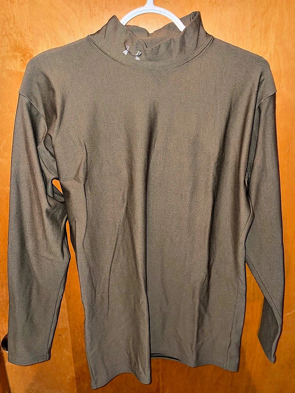Under Armour Long Sleeve Mock Neck Olive Size XL